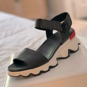 Sorel Women’s Kinetic Impact Y-Strap High Sandals